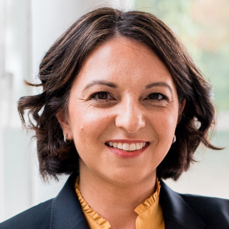 Dr. Gisela Linge<br>Autoliv